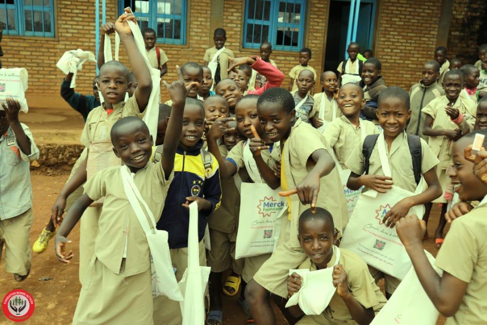 As a part of Educating Linda Program, Merck Foundation together with the First Lady of Burundi H.E. Madam ANGELINE NDAYISHIMIYE distributed School Items to deserving brilliant underprivileged girls in Burundi.