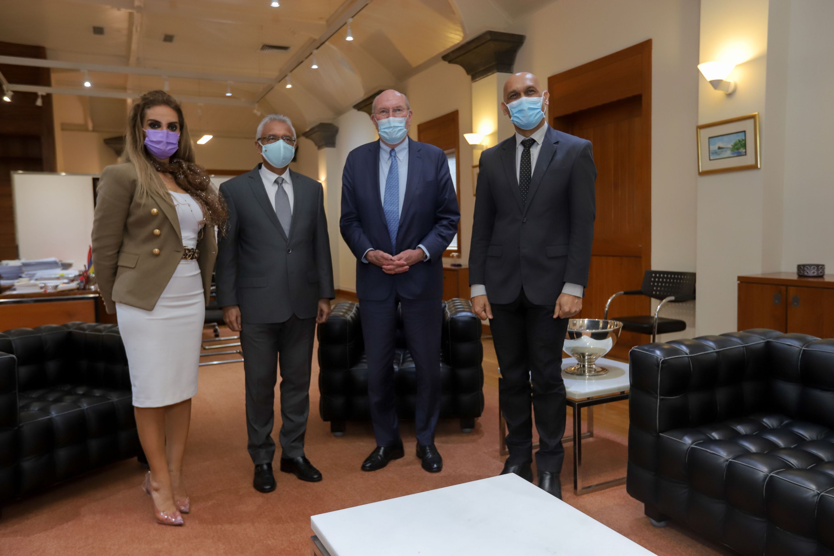 Senator, Dr. Rasha Kelej, CEO of Merck Foundation, H.E. PRAVIND KUMAR JUGNAUTH, The Prime Minister of Mauritius, Prof. Dr. Frank Stangenberg Haverkamp, Chairman of both Executive Board of E.Merck KG & Merck Foundation Board of Trustees and HON?BLE KAILASH